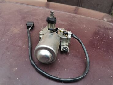 Auto delovi: Motor brisača zadnjih vrata Lada Niva, Lada 2104 Karavan, Lada 2108 — 8