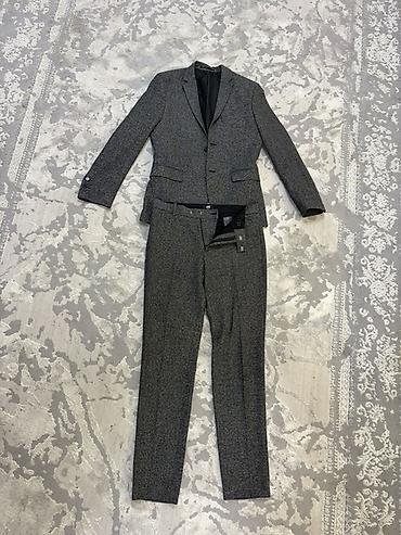 чиносы hm: Мужской костюм H&M - Комплект: пиджак и брюки - Посадка: Slim Fit — 1