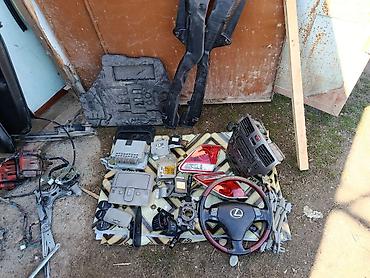 Другие детали ходовой части: Запчасти от Lexus ES330, 2004 г. В наличии разборные элементы кузова — 14