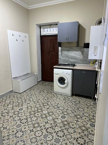 ucuz kiraye evler 2023 bakida: 110 kv. m, 3 otaqlı, Kombi, Qaz, İşıq