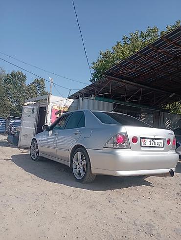 лампа ксенон: Toyota Altezza: 2002 г., Автомат, Бензин, Седан — 2