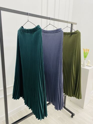темно зеленая юбка: Юбка, Модель юбки: Плиссе, Макси, По талии