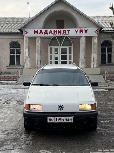 Volkswagen: Volkswagen Passat: 1988 г., 1.8 л, Механика, Бензин, Универсал