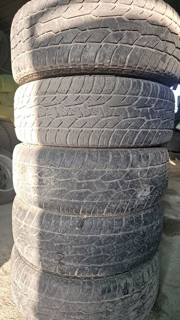 Шины: Шины 265 / 65 / R 17, Лето, Б/у, Комплект, Внедорожные (АТ/МТ), Китай, Maxxis