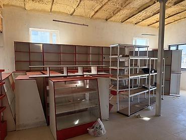 полки б у: Торговое оборудование для магазина Комплект включает: - Стеклянные — 2