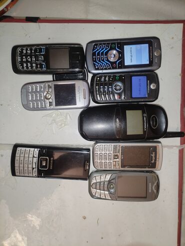 Samsung: Retro telefonlar.1Ci 2Dene Motorola ishtiyirler.Qeydiyat yohtu
