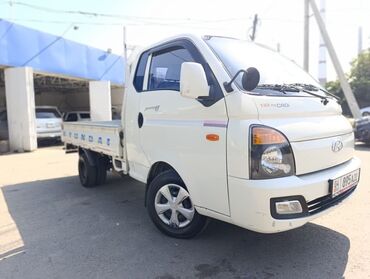 Легкий грузовой транспорт: Легкий грузовик, Hyundai, Стандарт