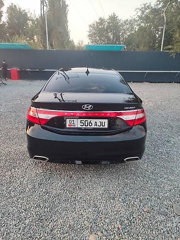 Транспорт: Hyundai Grandeur: 2015 г., 3 л, Автомат, Газ, Седан — 4