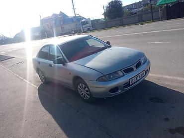 Mitsubishi Carisma: 1995 г., 1.8 л, Механика, Бензин