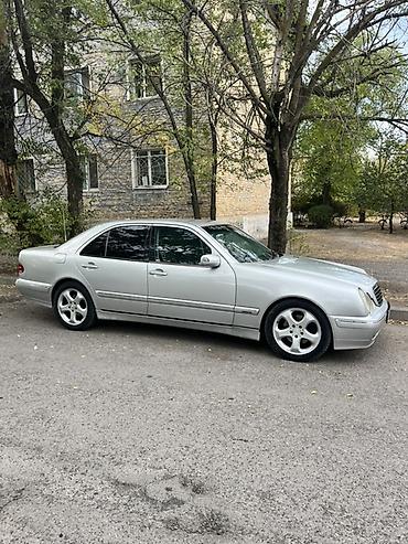 Mercedes-Benz E-Class: 2000 г., Автомат, Бензин, Седан