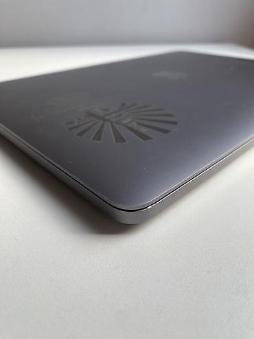 inter core i7: MacBook Pro 13"3 (2017, два порта Thunderbolt 3) Характеристики: - — 6