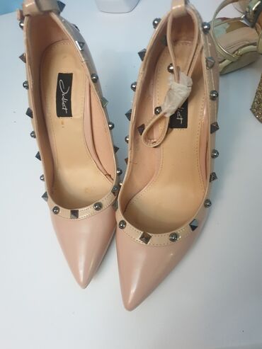 dsquared cipele: Pumps, 38