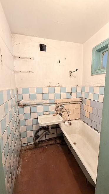 Продажа квартир: 2 комнаты, 45 м², Индивидуалка, 1 этаж, Старый ремонт — 8