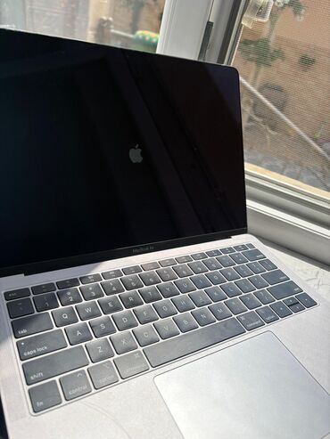 iphoe x: İşlənmiş Apple MacBook, 13.3 ", Intel Core i5, 128 GB