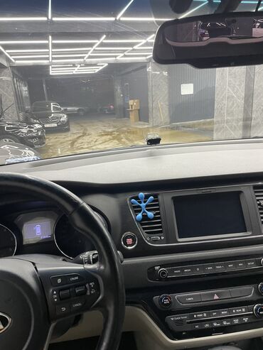 Kia: Kia Carnival: 2019 г., 2.2 л, Автомат, Дизель, Минивэн