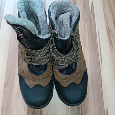 Зимние ботинки размер 40