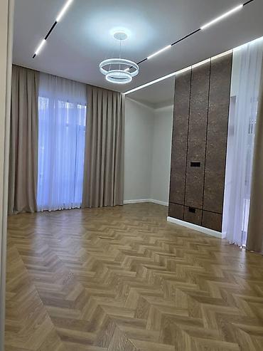 Продажа коттеджей и домов: 6 комнат, 400 м², 7 соток, Джал, Агентство недвижимости at lalafo.kg — 18 Продажа коттеджей и домов: 6 комнат, 400 м², 7 соток, Джал, Агентство недвижимости — 18