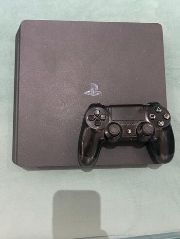 oyun ucun: Ps4 Slim 1TB versiya orginal pult ile