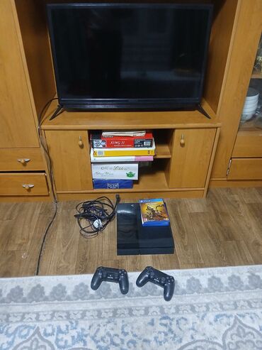 xbox series s купить бишкек: SonyPleystation 4