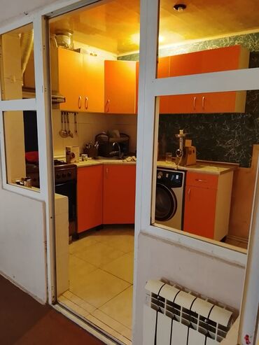 Həyət evləri və villaların satışı: Satılır/icarəyə verilir: həyət evi və ayrıca qaraj/ustaxana sahəsi — 9