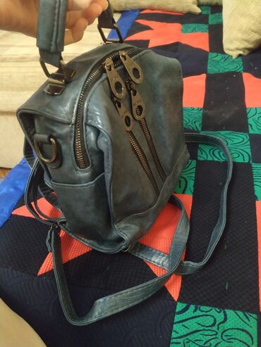 спартивний сумка: Сумка 2в1 можно носить и как рюкзак