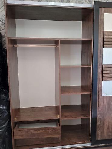 paltar dolablar: Mebel: sürgülü qapılı geyim dolabı - Dizayn: bir tərəfi tam güzgülü — 4