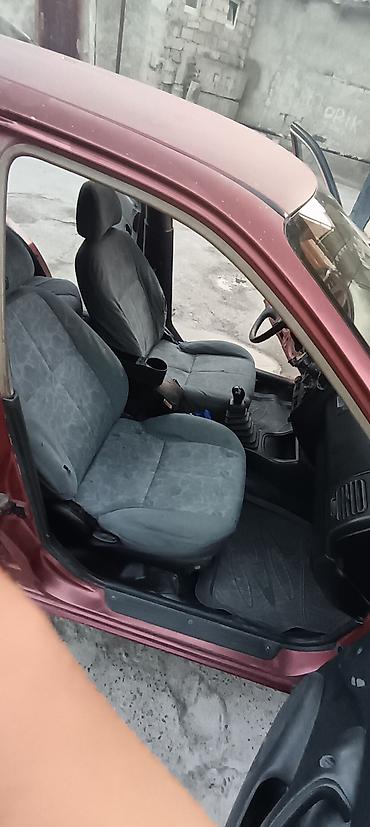 kuzu: Hyundai Accent: 1.5 l | 1995 il Sedan — 6
