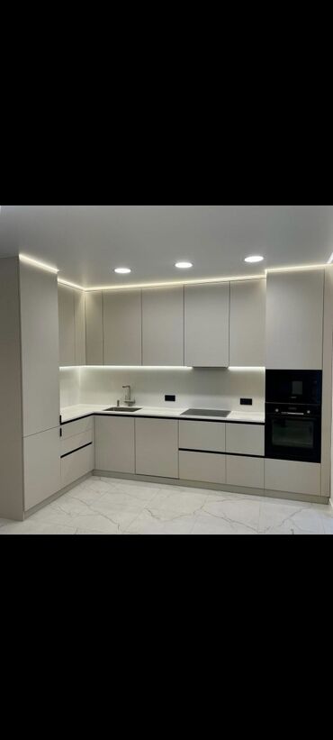 Sifarişlə mətbəx mebeli: Sifarişlə mətbəx dəsti, Özü çəkən petlələr, Sadə laminat, Kredit yoxdur, Pulsuz çatdırılma — 13