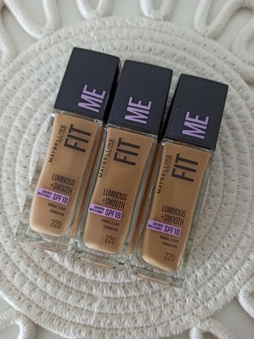 artdeco puder: Maybelline Fit Me Luminous + Smooth puder Idealan za normalnu do suvu