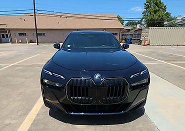 BMW 7 series: 2026 г., 3 л, Автомат, Бензин, Седан