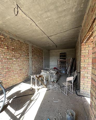 продаю дом село джал: 5 комнат, 160 м², 7 соток, Бишкек, Сарбан с. Собственник — 4