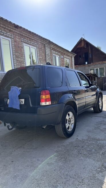 унаа тетиктер: Ford Escape: 2002 г., Кроссовер