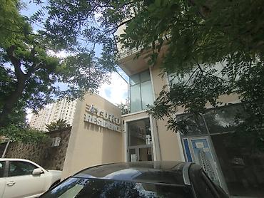 Mənzillər: 4 otaqlı, Yeni tikili, 185 kv. m — 2