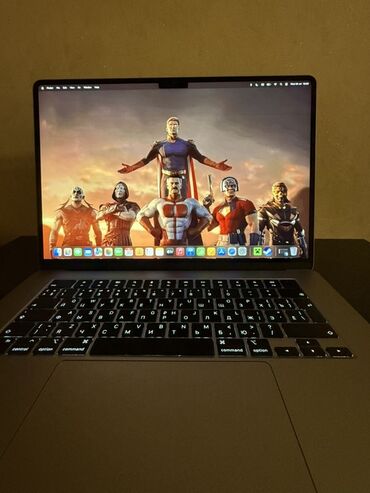 Kompüter ehtiyyat hissələri: Apple MacBook, 15 ", Apple M2, 256 GB