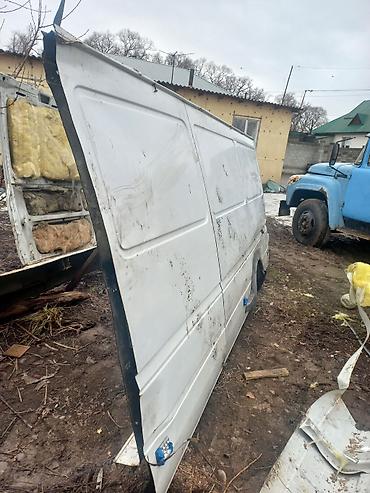 Грузовые кузова и будки: Mercedes-Benz — 1