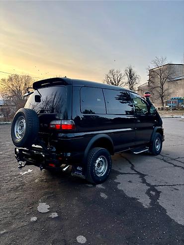 Mitsubishi: Mitsubishi Delica: 2005 г., 3 л, Автомат, Газ, Минивэн — 5