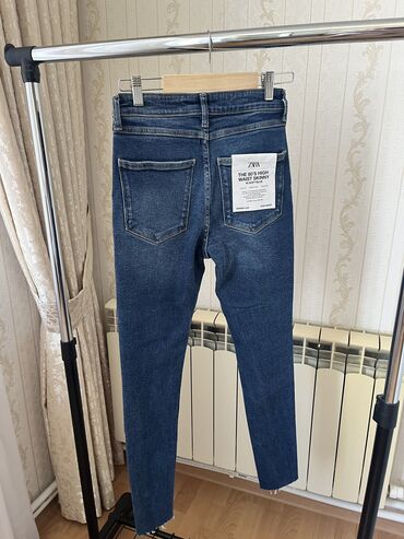 Səs kartları: Zara qadın. Yeni etiketli jeans şalvar
36 razmer 🩶 -da lalafo.az — 18 Səs kartları: Zara qadın. Yeni etiketli jeans şalvar
36 razmer 🩶 — 18