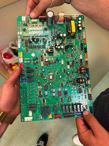 ucuz modemler: Elektronika plataları – sənaye avadanlığı üçün idarəetmə və güc — 2