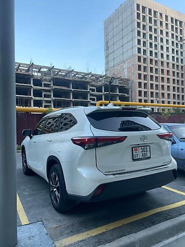 Toyota: Toyota Highlander: 2020 г., 3.5 л, Автомат, Бензин, Кроссовер — 3