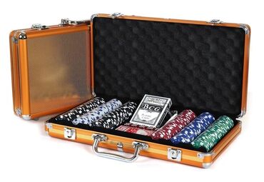 Oyuncaqlar: Poker set dəsti.Покерный набор 
300 chips.300 фишек