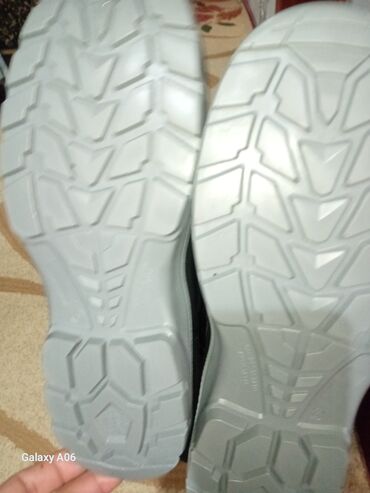 Botinkalar: Salam,avropa məhsuludur,burnu dəmirlidir,hər tərəfli çəkmişəm ki — 15