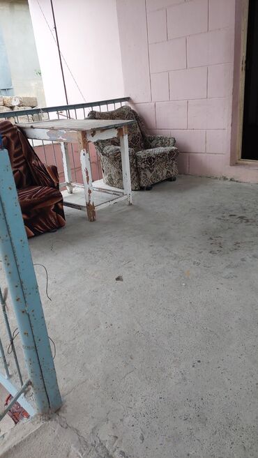 Ev üçün digər mallar: Kirayə 2 otaqlı həyət evi Televizor, 2 nəfərlik yataq, 2 tək yataq, 1 — 8