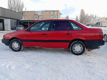 авто пассат: Volkswagen Passat: 1989 г., 1.8 л, Механика, Бензин, Седан