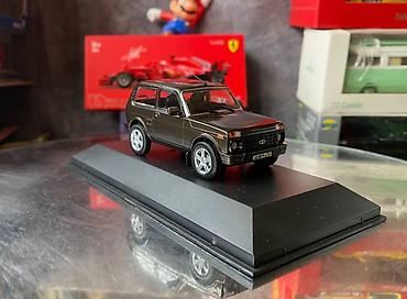 model 1: VAZ, 2014 il, 1:43, Dəmir, Ödənişli çatdırılma — 9