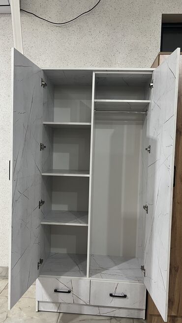 Шкафы для одежды: Шкаф для одежды, Новый, Прямой, ЛДСП — 24