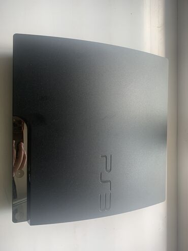 PS3 (Sony PlayStation 3): Продается PS3 slim, память жесткого диска 320г6, PS3 прошитая в