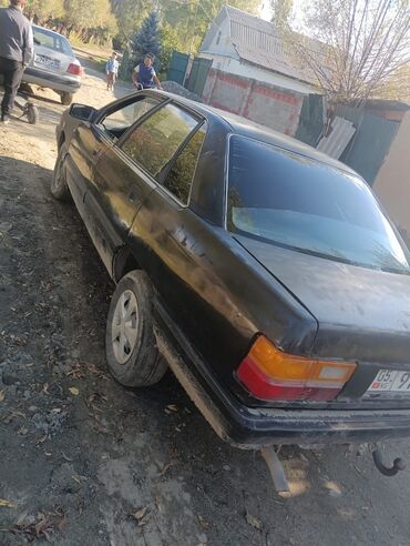 внедорожник мерседес: Audi 100: 1988 г., 1.8 л, Механика, Бензин, Седан