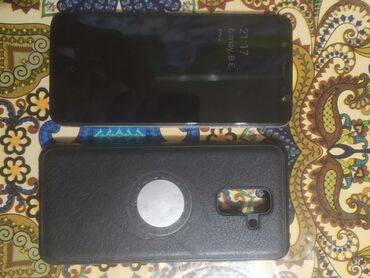 samsunq a 3: Samsung Galaxy A6 Plus, 32 GB, Sensor, Barmaq izi, İki sim kartlı