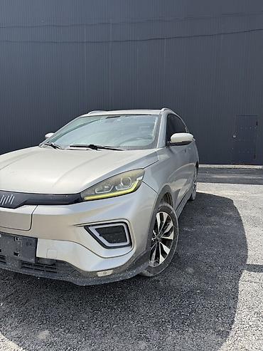 JAC: JAC : 2021 г., Электромобиль, Кроссовер — 2