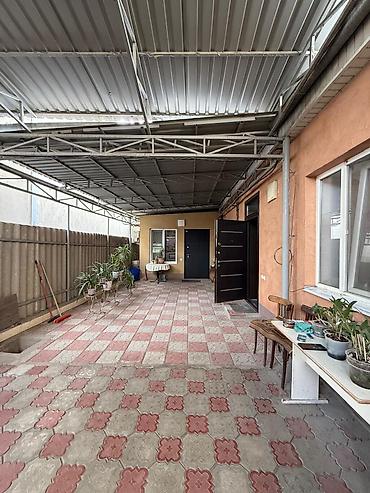 Продажа квартир: 5 и более комнат, 160 м² — 17